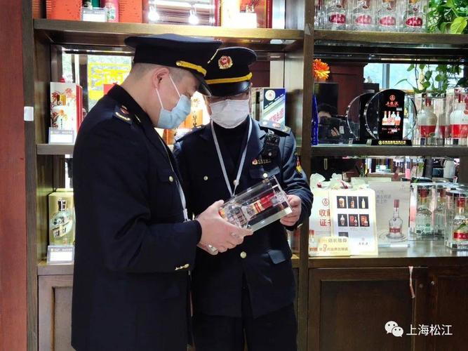 前专项检查将持续开展一个半月,中队执法人员将全面检查辖区酒类经营